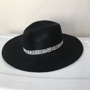 H&M Black Wool Hat with Aztec design